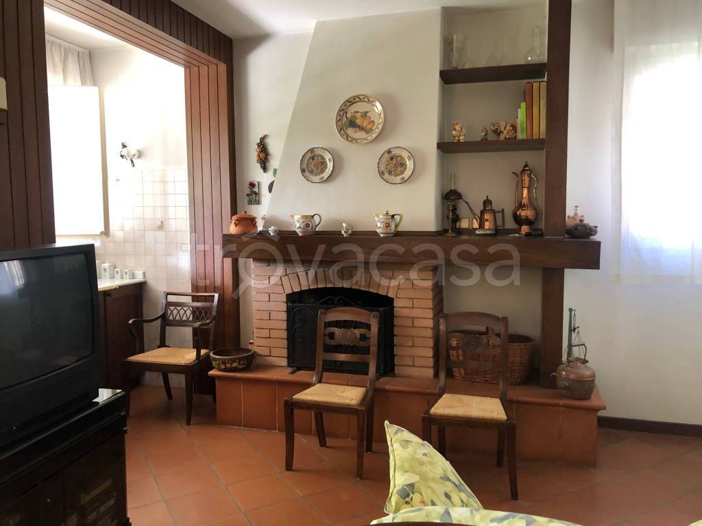 casa indipendente in vendita a Mirandola