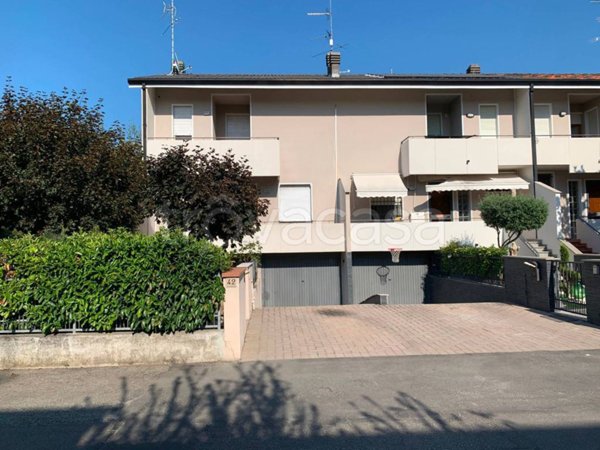 casa indipendente in vendita a Mirandola
