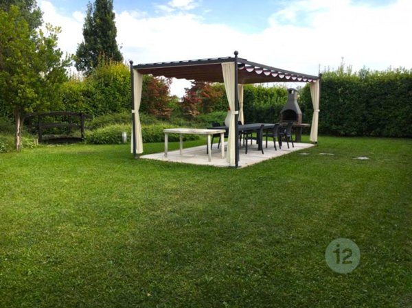casa indipendente in vendita a Mirandola