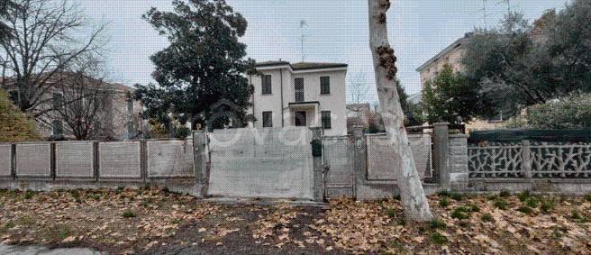 casa indipendente in vendita a Mirandola