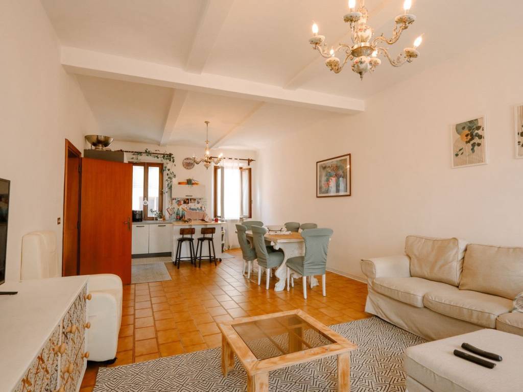 casa indipendente in vendita a Mirandola