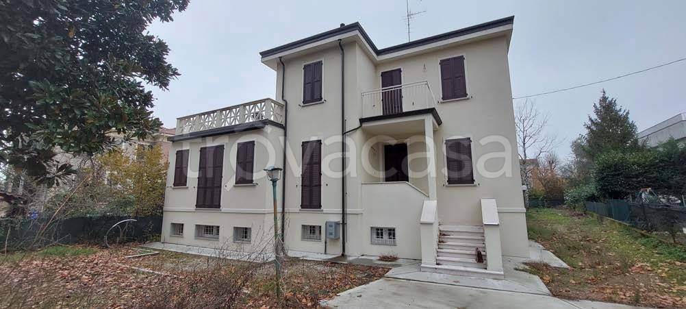 casa indipendente in vendita a Mirandola