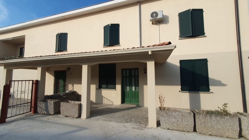 appartamento in vendita a Mirandola in zona Quarantoli