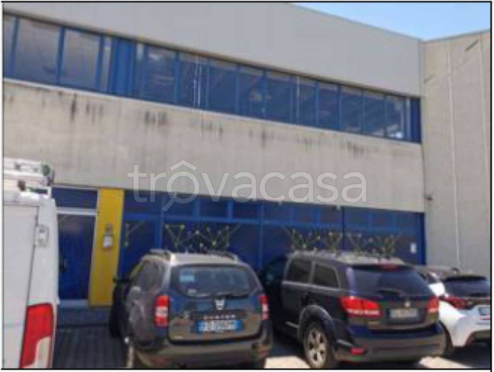 ufficio in vendita a Mirandola in zona San Giacomo Roncole