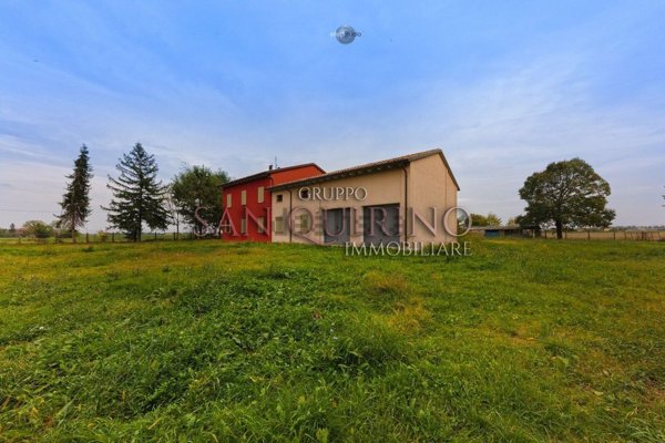 casa indipendente in vendita a Mirandola