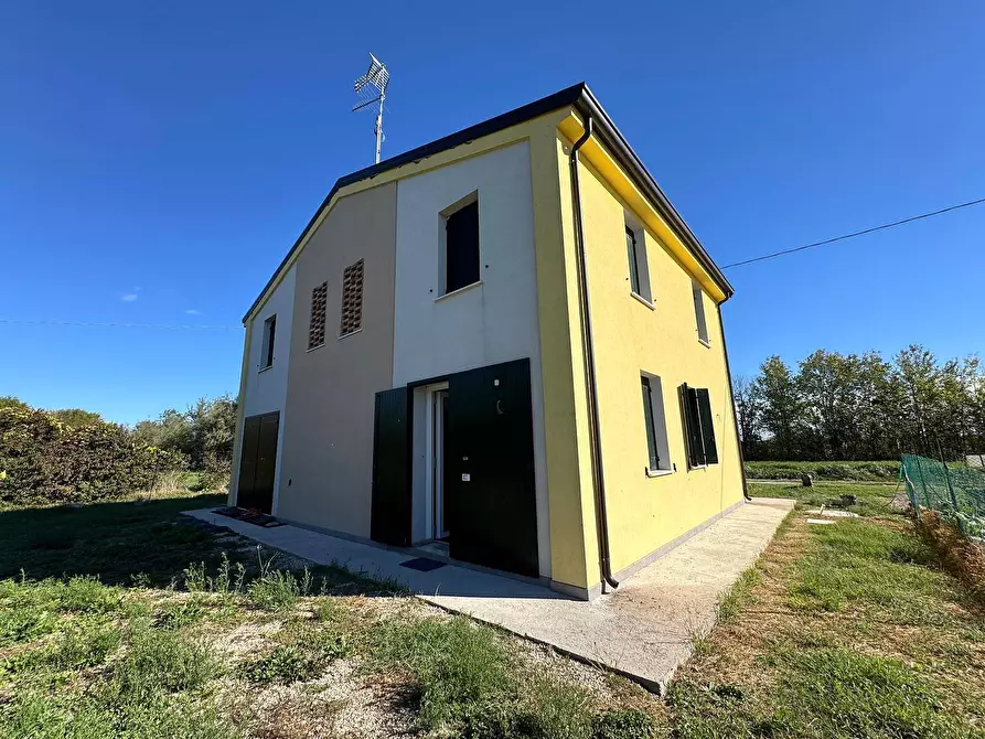 casa indipendente in vendita a Mirandola