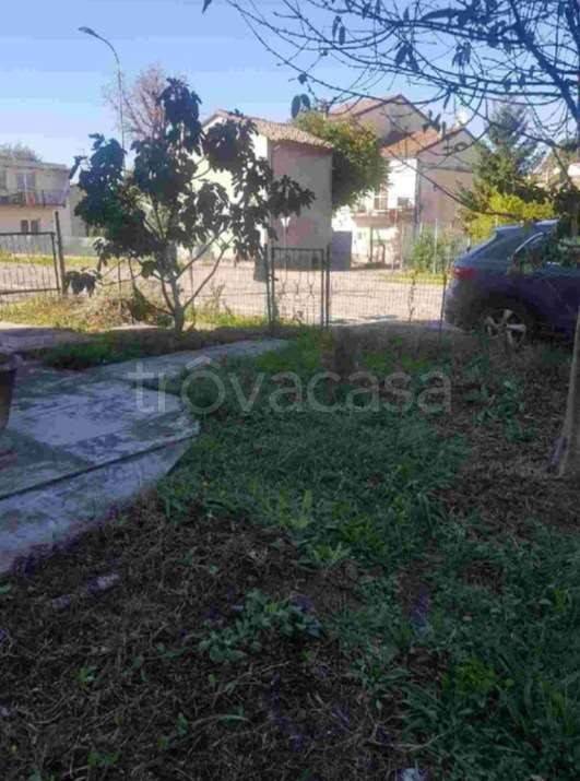 appartamento in vendita a Mirandola in zona San Martino Spino