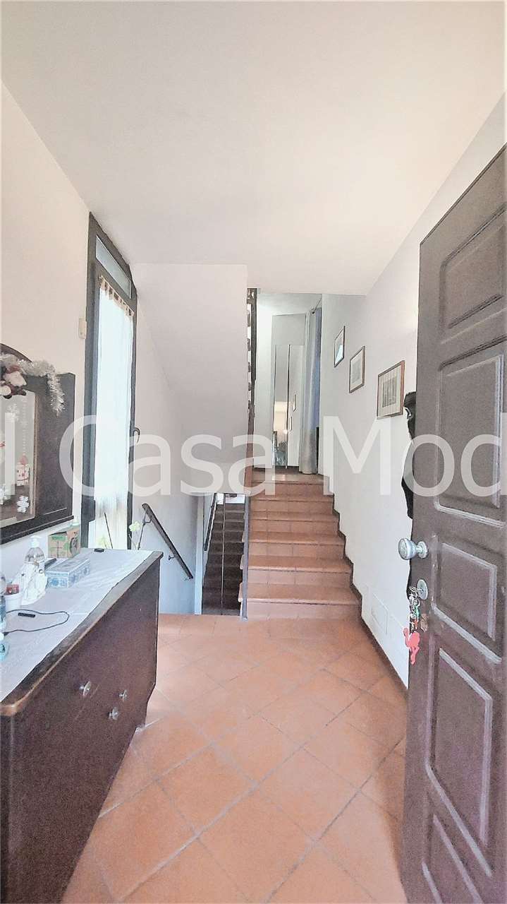 casa indipendente in vendita a Modena in zona Centro Storico