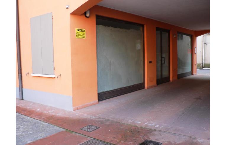 ufficio in vendita a Modena in zona San Faustino