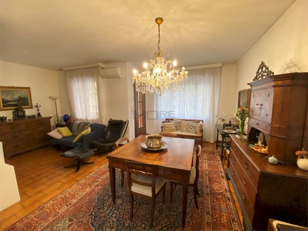 casa indipendente in vendita a Modena in zona San Cataldo