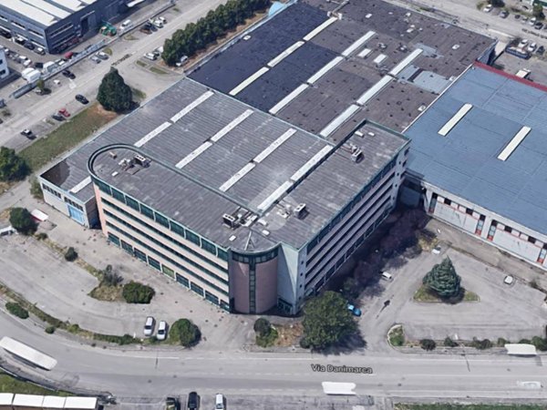 ufficio in vendita a Modena in zona San Lazzaro / Modena Est