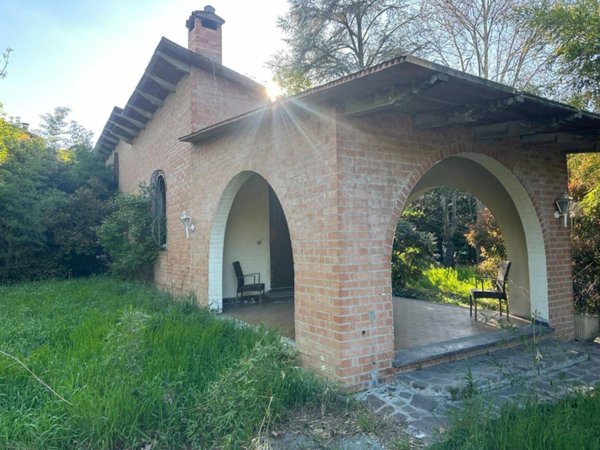casa indipendente in vendita a Modena in zona San Damaso