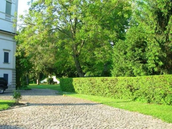 casa indipendente in vendita a Modena in zona Sant'Agnese