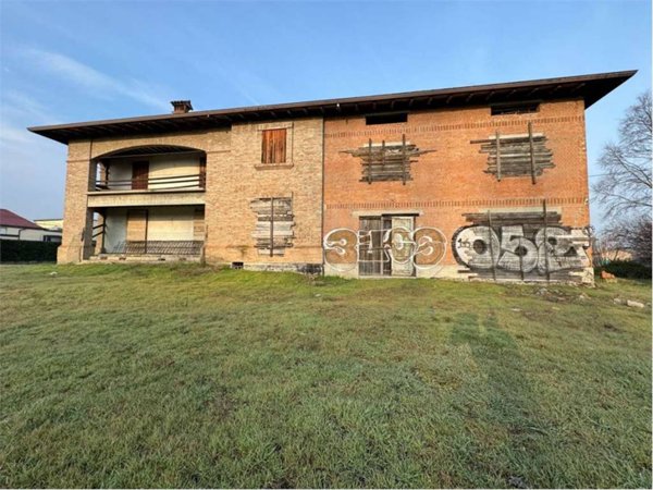 casa indipendente in vendita a Modena in zona San Lazzaro / Modena Est