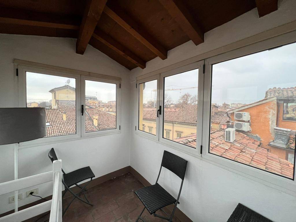 appartamento in vendita a Modena in zona Centro Storico