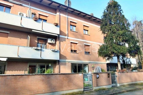 appartamento in vendita a Modena in zona Albareto