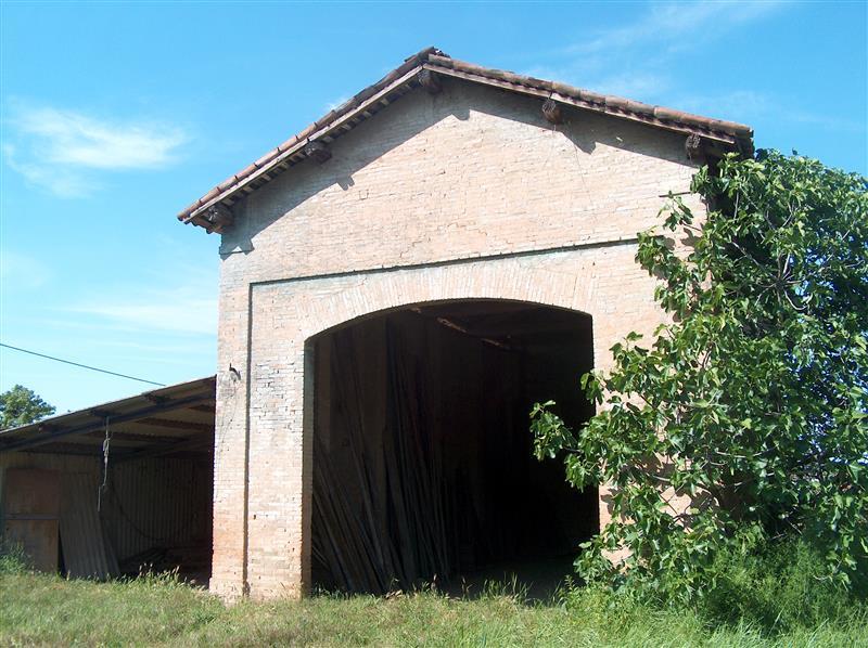 terreno edificabile in vendita a Modena in zona Sant'Agnese