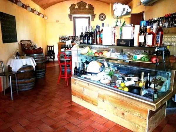 negozio in vendita a Modena in zona Buon Pastore