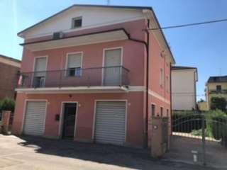 casa indipendente in vendita a Modena in zona San Damaso