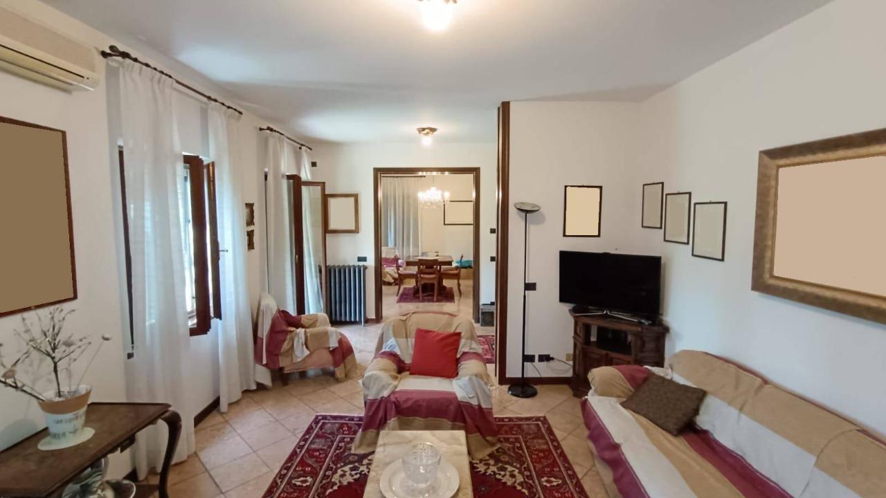 casa indipendente in vendita a Modena in zona Buon Pastore