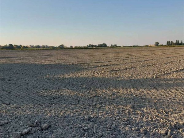 terreno agricolo in vendita a Modena