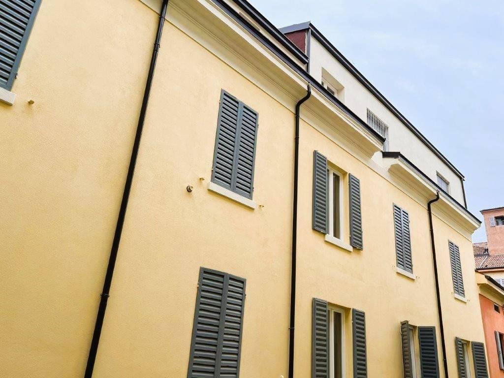 appartamento in vendita a Modena in zona Centro Storico