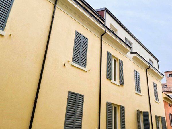 appartamento in vendita a Modena in zona Centro Storico