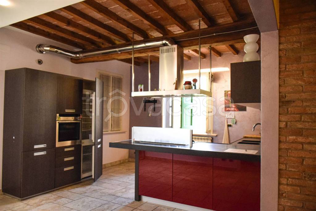 casa indipendente in vendita a Modena in zona Madonnina / Quattro Ville