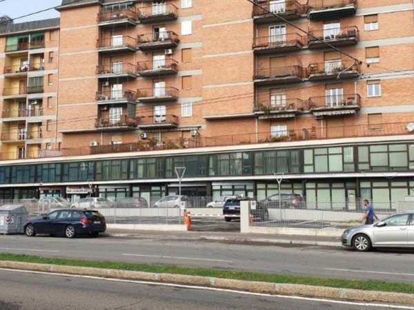 ufficio in vendita a Modena in zona San Faustino