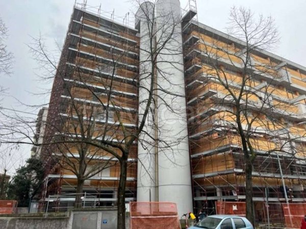 ufficio in vendita a Modena