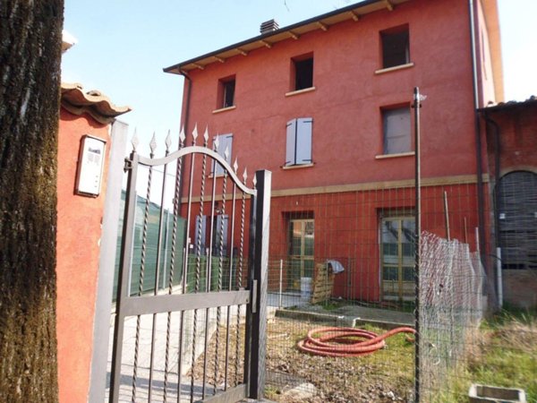 appartamento in vendita a Modena in zona Lesignana
