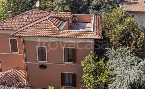 casa indipendente in vendita a Modena in zona San Faustino