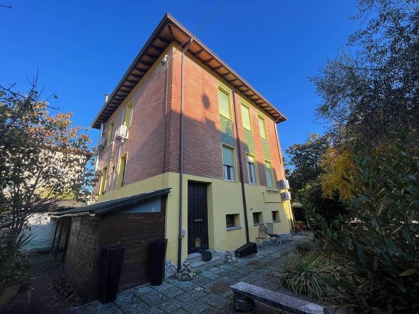 casa indipendente in vendita a Modena in zona Buon Pastore