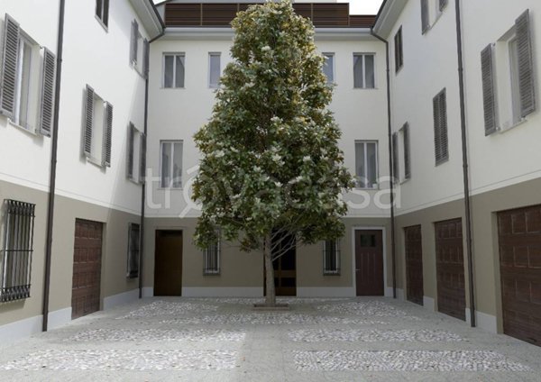 appartamento in vendita a Modena in zona Centro Storico