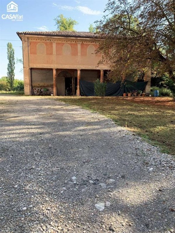 appartamento in vendita a Modena in zona Madonnina / Quattro Ville