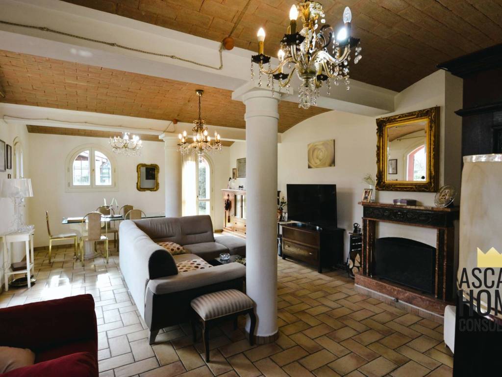 casa indipendente in vendita a Modena in zona San Lazzaro / Modena Est