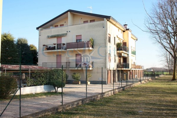 appartamento in vendita a Modena