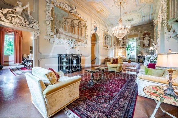 villa in vendita a Modena in zona San Cataldo