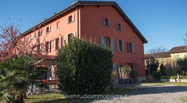 casa indipendente in vendita a Modena in zona Albareto