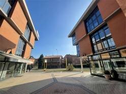 ufficio in vendita a Modena