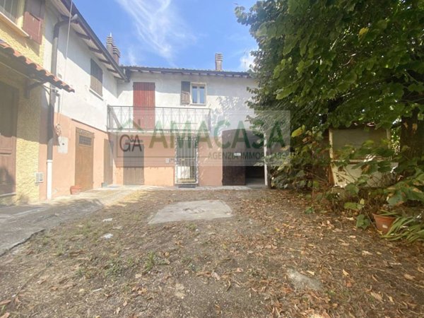 casa indipendente in vendita a Modena in zona Baggiovara