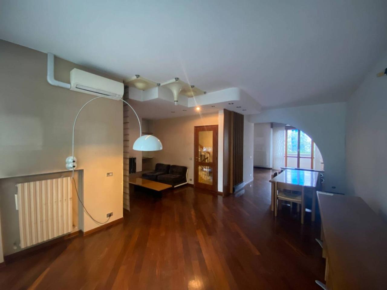 casa indipendente in vendita a Modena in zona Sant'Agnese