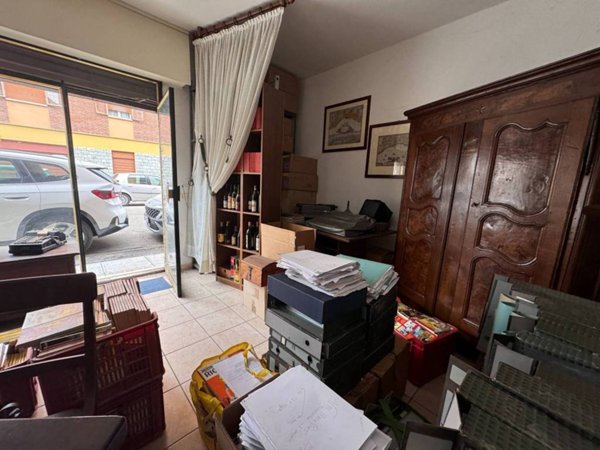 negozio in vendita a Modena in zona Buon Pastore
