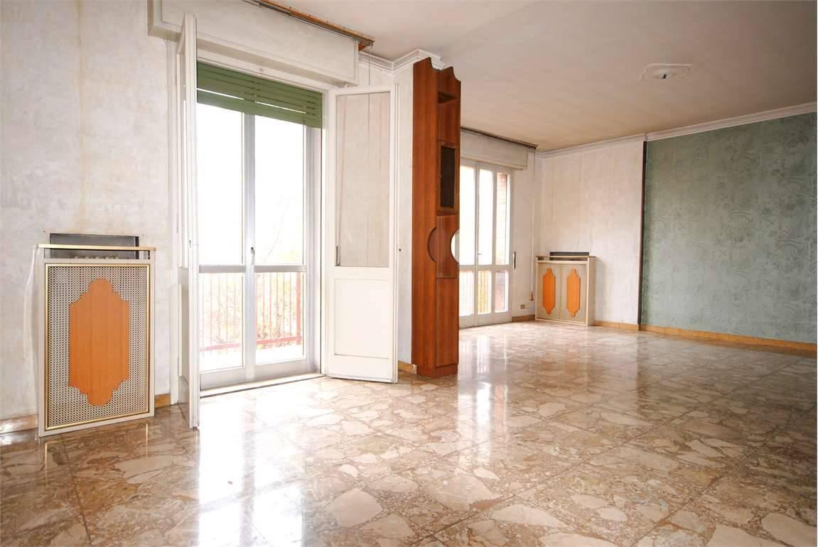 appartamento in vendita a Modena in zona San Faustino