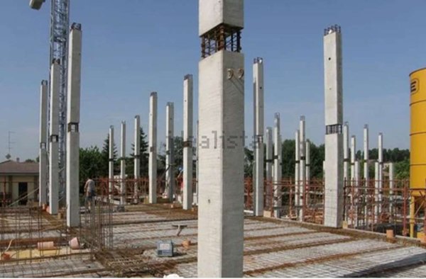 terreno edificabile in vendita a Modena in zona Madonnina / Quattro Ville