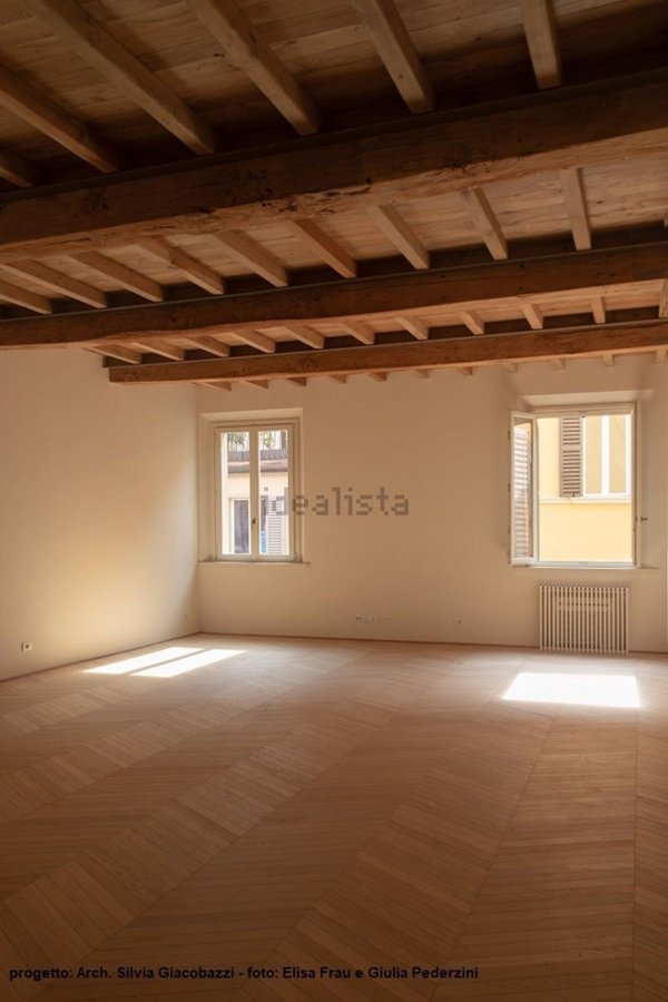 appartamento in vendita a Modena in zona Centro Storico