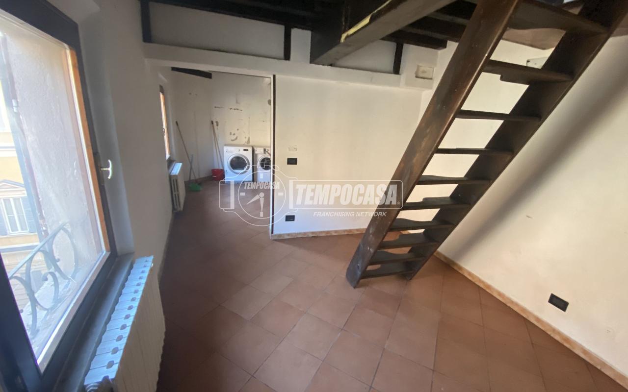 appartamento in vendita a Modena in zona Centro Storico