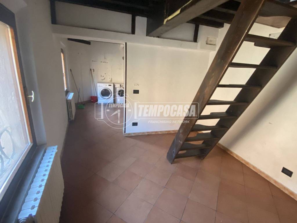 appartamento in vendita a Modena in zona Centro Storico