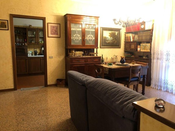 appartamento in vendita a Modena in zona Crocetta