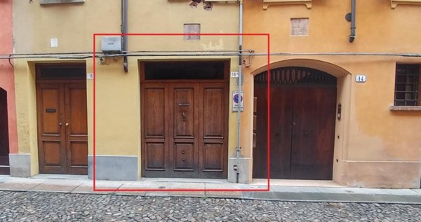 appartamento in vendita a Modena in zona Centro Storico